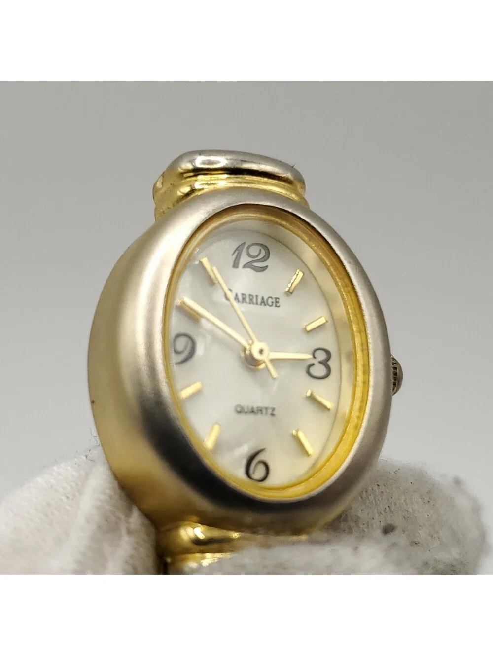 Carriage By Timex Quartz Womens Watch 19mm Gold Tone White Dial New Battery